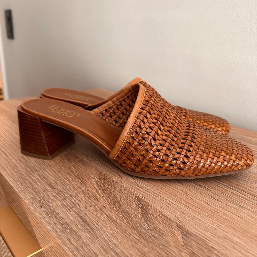 Franco Sarto Mules Tan Wicker/Woven size 9.5